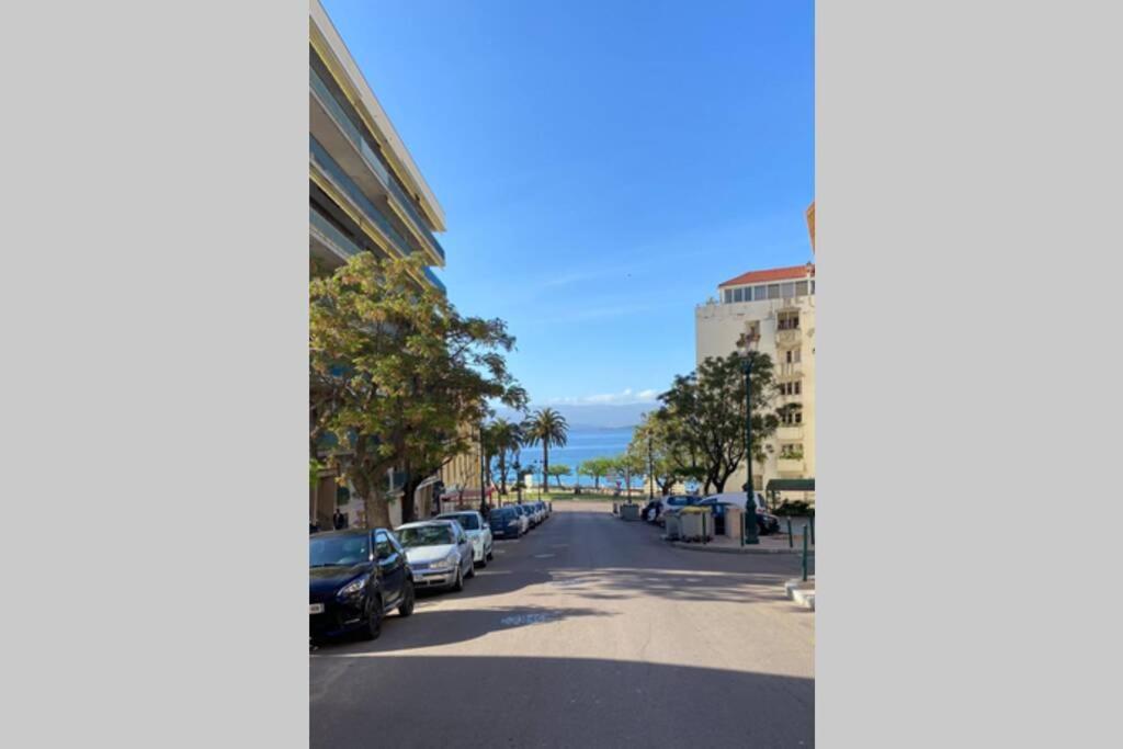 Ajaccio Magnifique T2 Neuf 40M2 Avec Balcon Au Trottel 4 Couchages Wifi Clim Parking Plage A Pieds 100M Luaran gambar