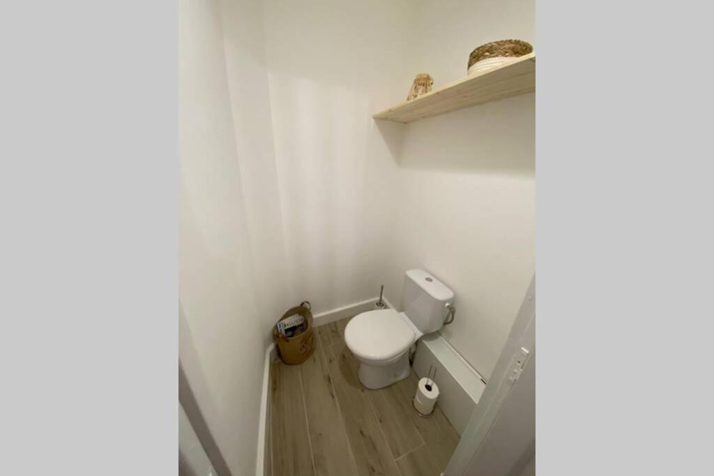Ajaccio Magnifique T2 Neuf 40M2 Avec Balcon Au Trottel 4 Couchages Wifi Clim Parking Plage A Pieds 100M Luaran gambar