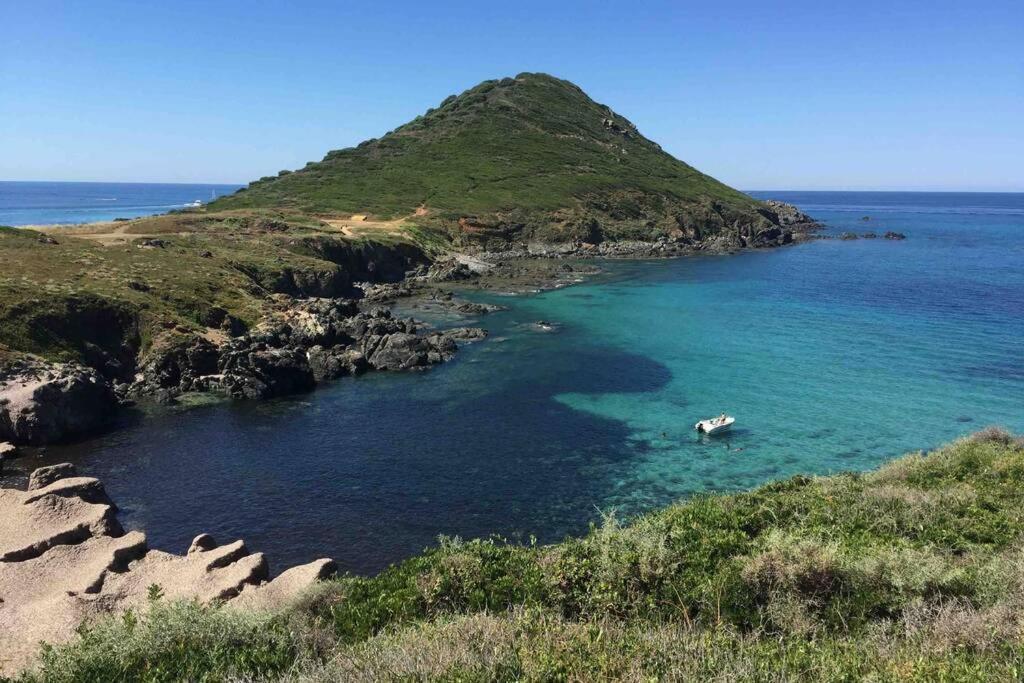 Ajaccio Magnifique T2 Neuf 40M2 Avec Balcon Au Trottel 4 Couchages Wifi Clim Parking Plage A Pieds 100M Luaran gambar