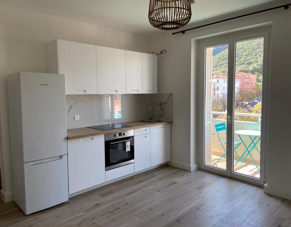 Ajaccio Magnifique T2 Neuf 40M2 Avec Balcon Au Trottel 4 Couchages Wifi Clim Parking Plage A Pieds 100M Luaran gambar
